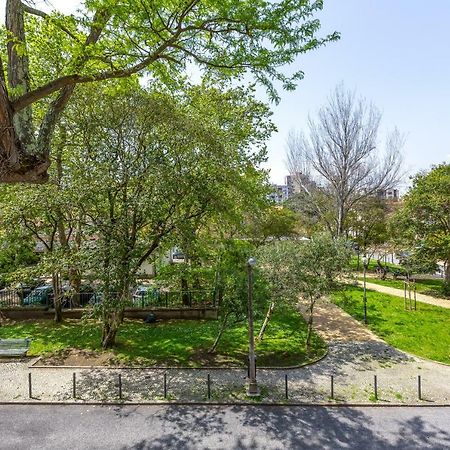 Sunny, Bright And Quiet Apartment, By Timecooler Лиссабон Экстерьер фото